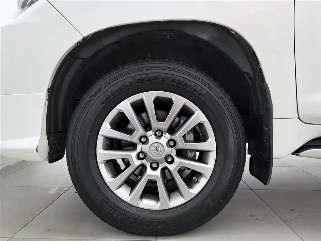Toyota Prado 2019 3.5L Automatic TX-L Zunxiang Edition with Rear-mounted Spare Tire фото 17