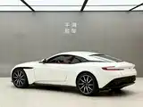 Фото 14 - Aston Martin DB11