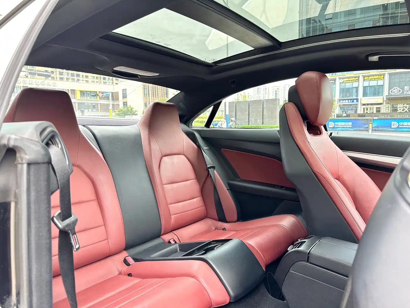 Mercedes-Benz E-Class (Import) 2011 E 260 CGI Coupe фото 9