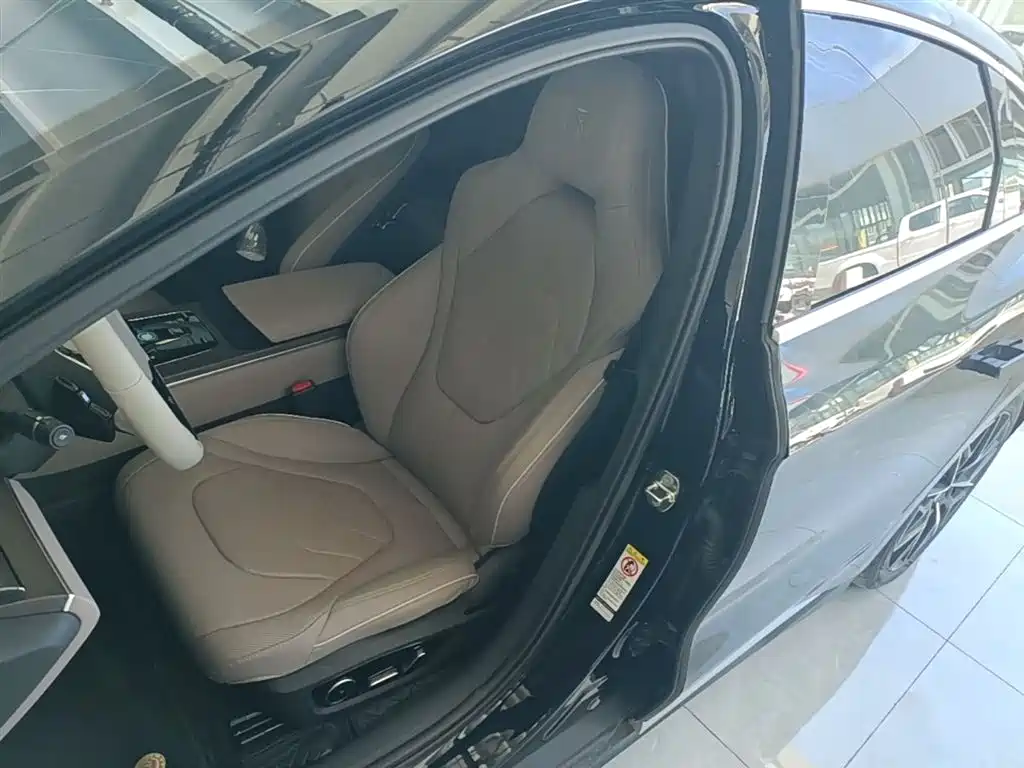 BYD Han 2024 EV Glory Edition 610KM AWD Celestial Eye Smart Driving фото 15
