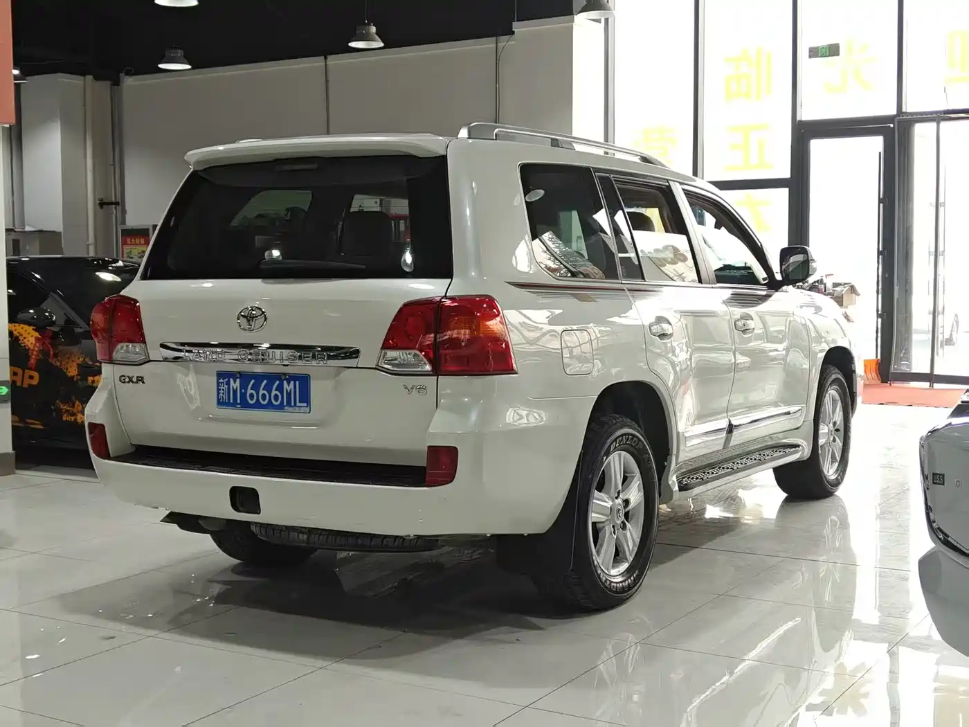 Toyota Land Cruiser (Import) фото 9
