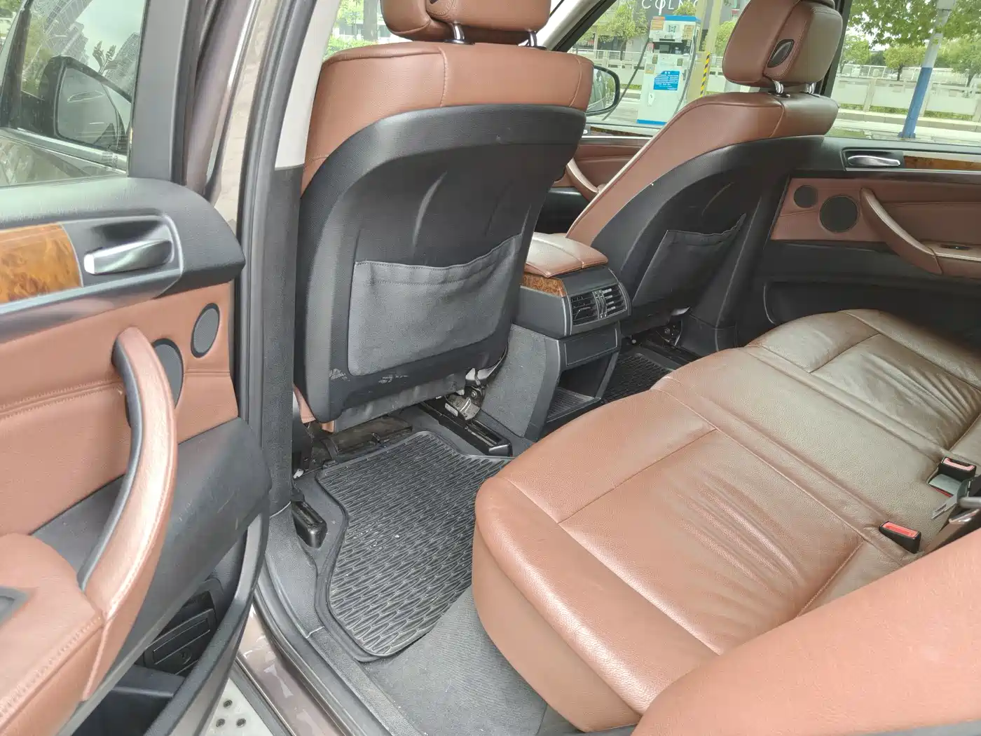 BMW X5 (Import) 2011 xDrive35i Leading Edition фото 10