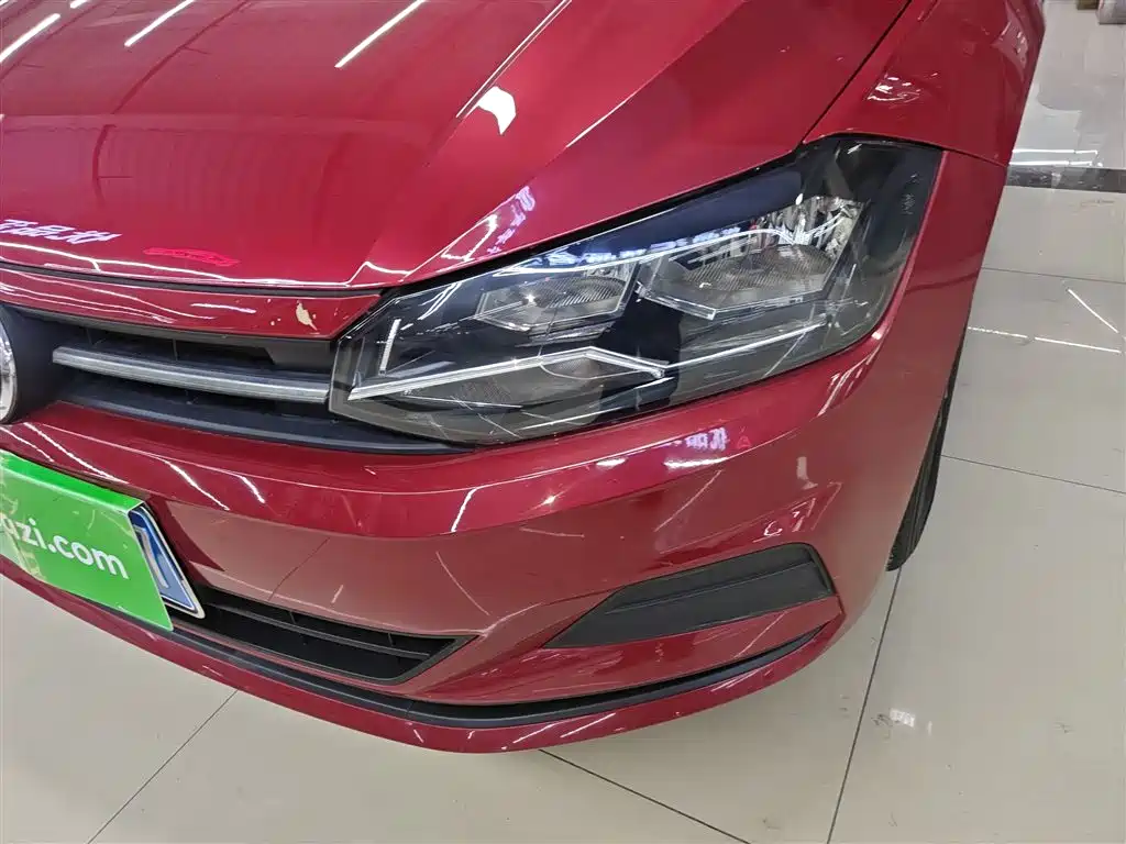 Volkswagen Polo 2019 Plus 1.5L Automatic Colorful Tech Edition фото 24