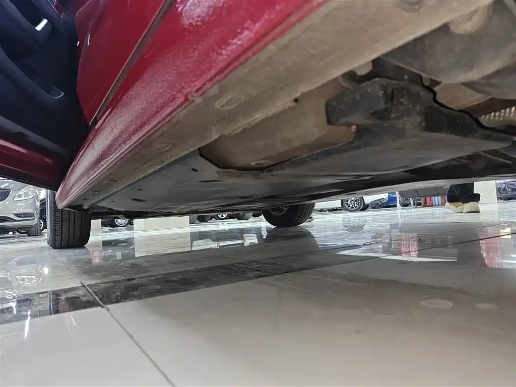 Volkswagen Polo 2019 Plus 1.5L Automatic Colorful Tech Edition фото 22