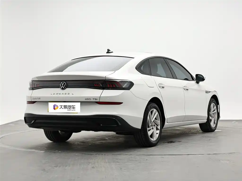 Volkswagen Lamando 2023 Lamando L 280TSI DSG Glamour Edition фото 4