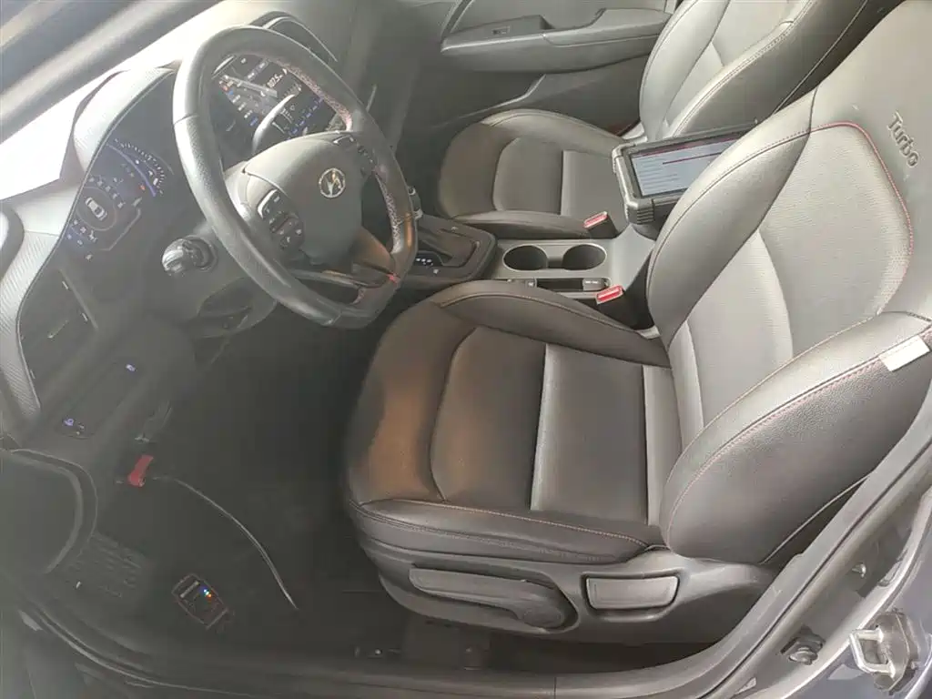 Hyundai Elantra 2020 1.4T DCT Dynamic·Vitality фото 15