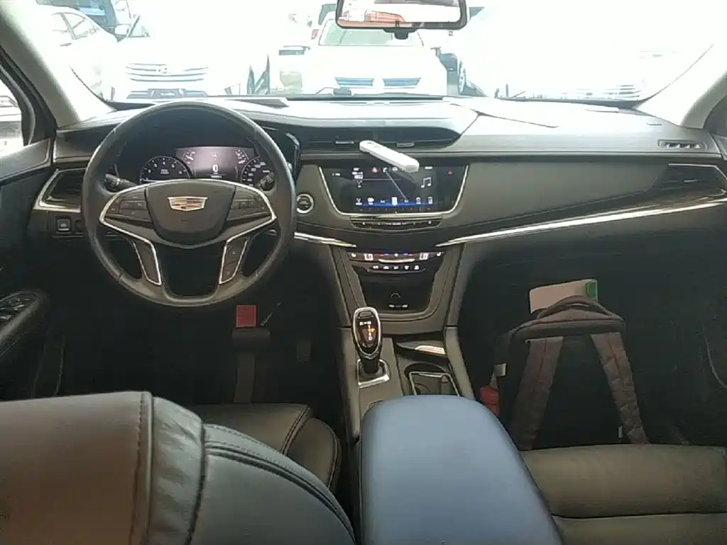 Cadillac XT5 2018 25T Luxury фото 10