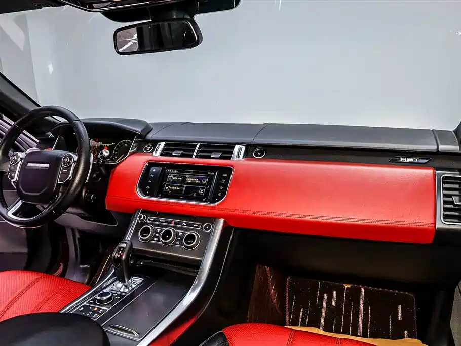 Land Rover Range Rover Sport 2016 3.0 SC V6 HST фото 21
