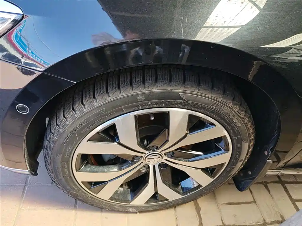 Volkswagen Magotan 2018 330TSI DSG Premium фото 23