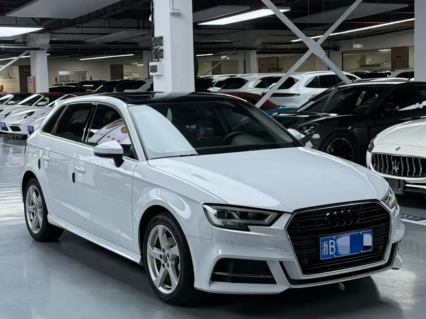 Audi A3 2019 Sportback 35 TFSI Fashion China VI фото 3