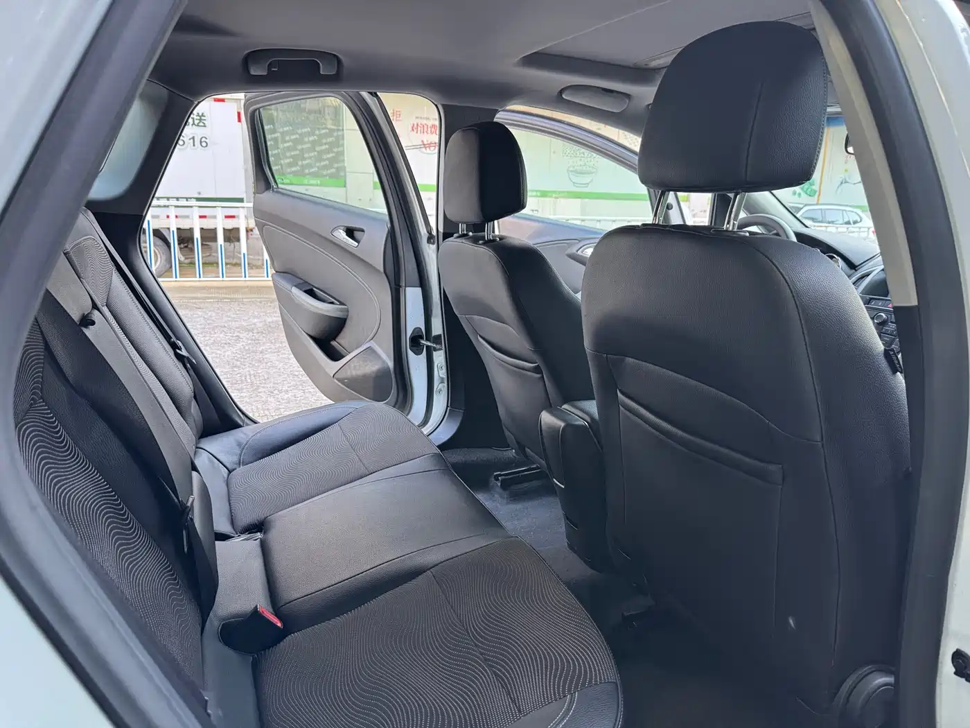 Buick Excelle 2014 XT 1.6L Automatic Fashion фото 12