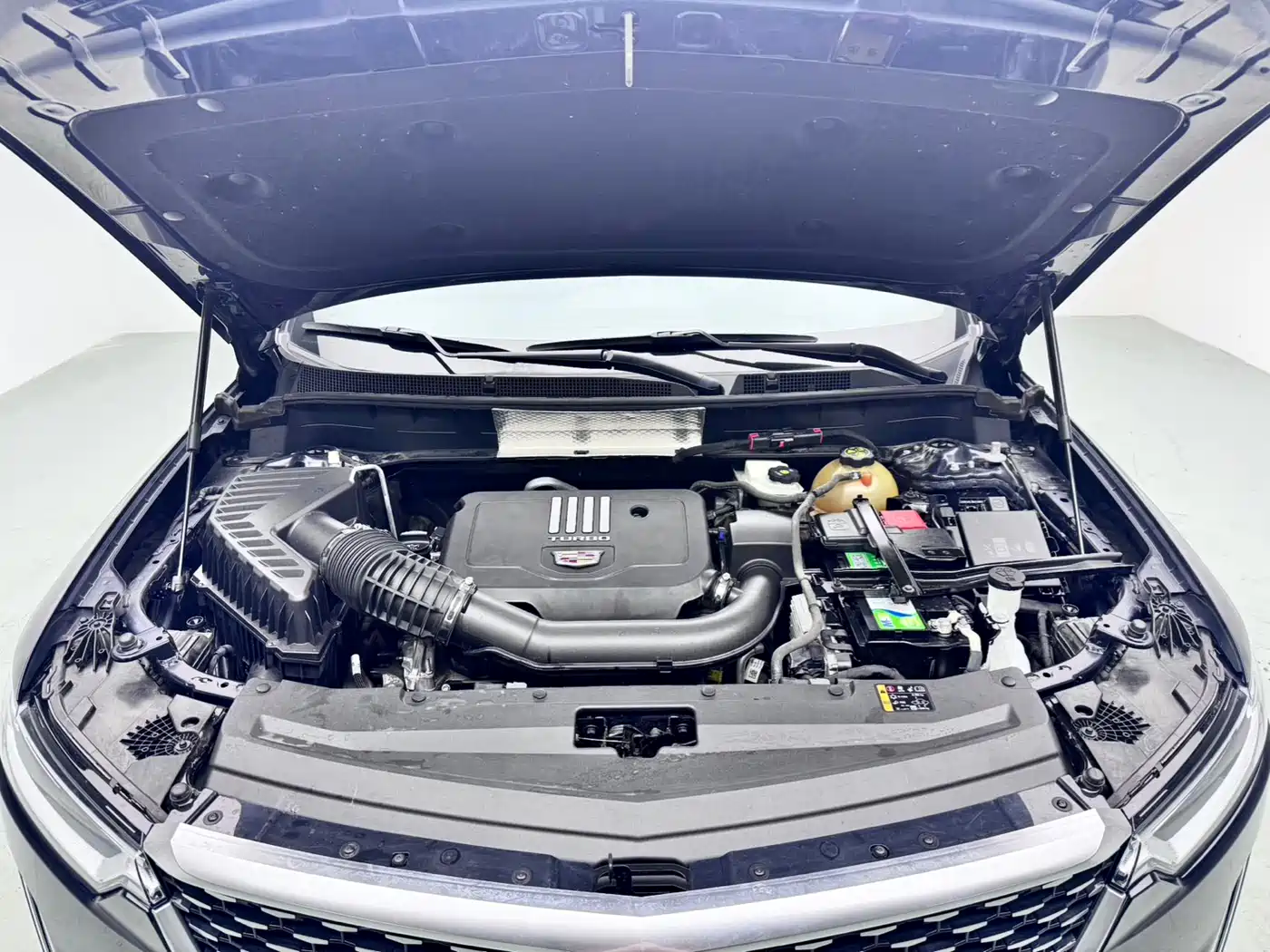 Cadillac XT6 2021 2.0T 6-Seater 2WD Luxury Edition фото 9