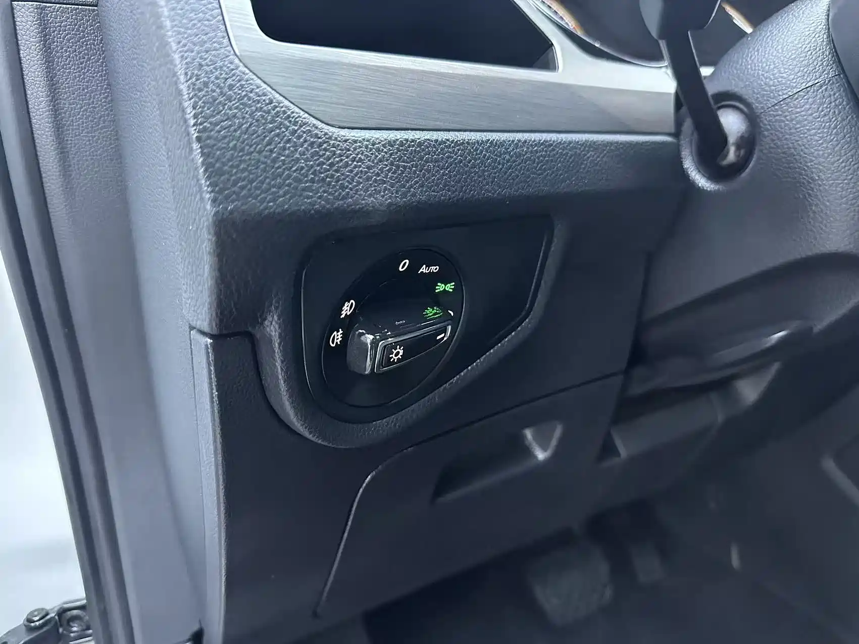 Photo 17 - Volkswagen Touran