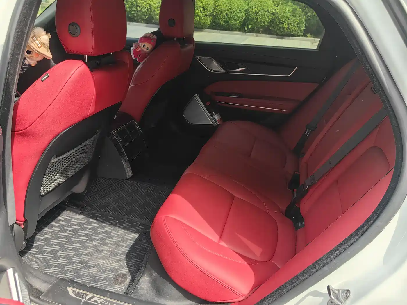 Jaguar XFL 2021 XFL 2.0T P250 AWD Gloss Black Sport Edition фото 12