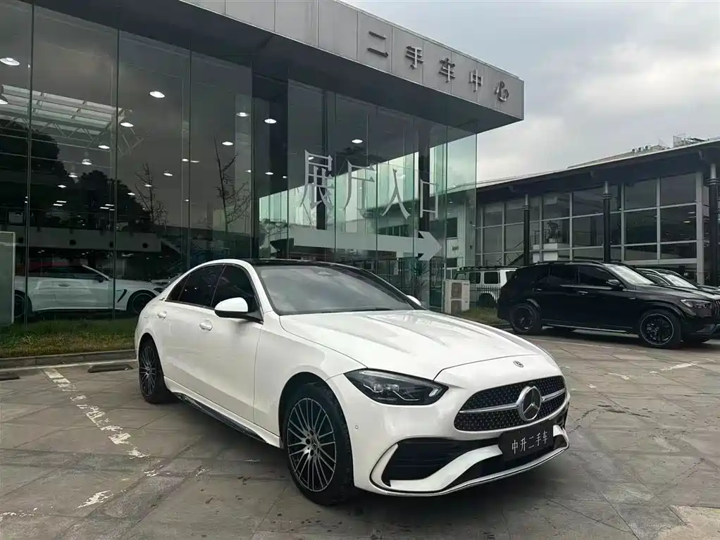 Mercedes-Benz C-Class 2023 C 260 L Sport фото 3