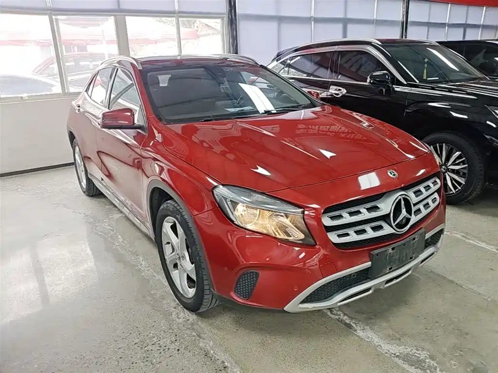 Mercedes-Benz GLA 2017 GLA 200 Dynamic фото 4