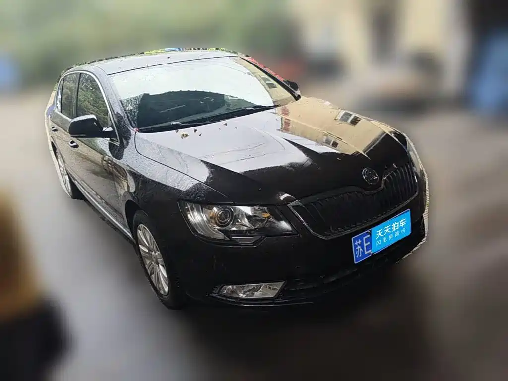 Photo 3 - Škoda Superb