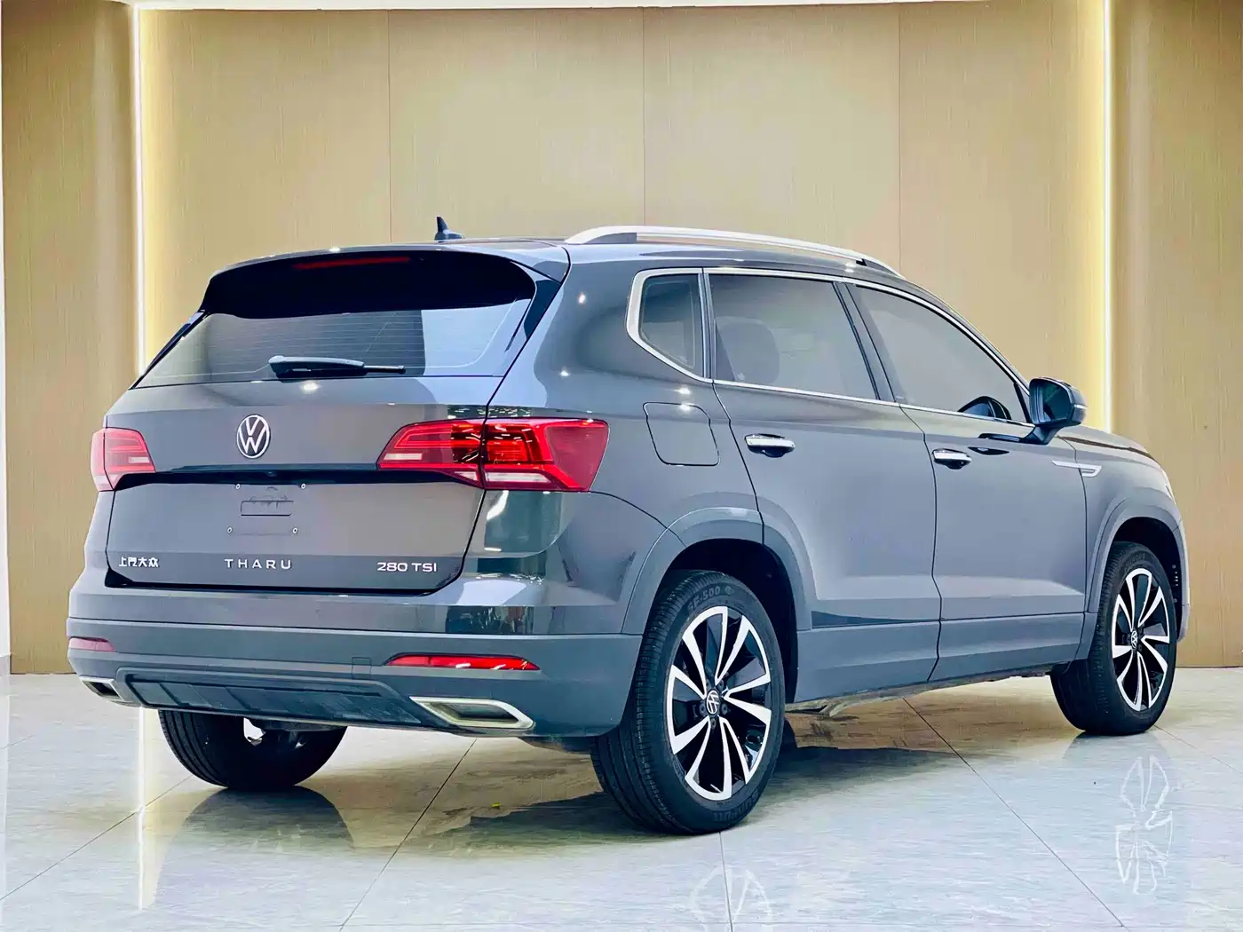 Volkswagen Tharu 2021 280TSI 2WD Luxury Plus фото 3
