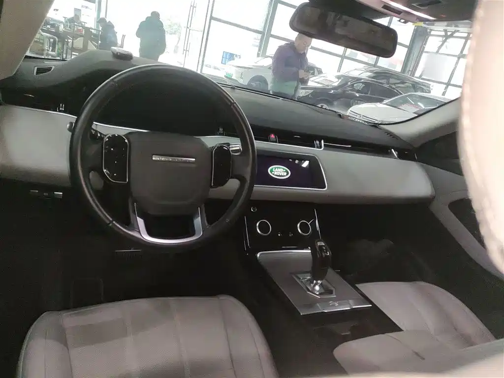 Land Rover Range Rover Evoque 2020 249PS Youth Edition фото 10