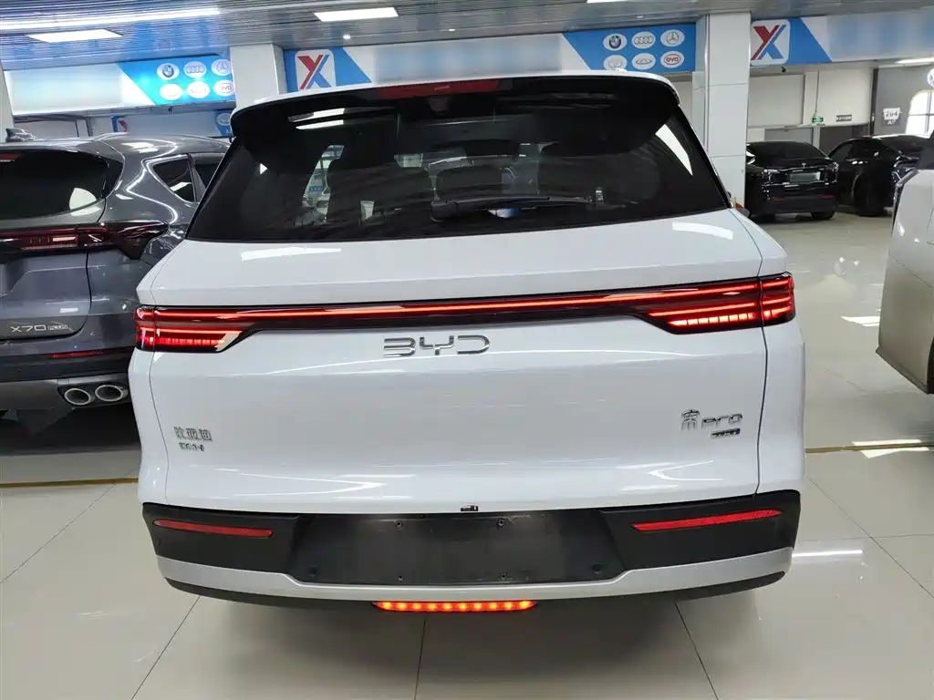 BYD Song Pro New Energy 2025 2nd Generation Smart Drive Edition DM-i 115KM Surpassing Type фото 4