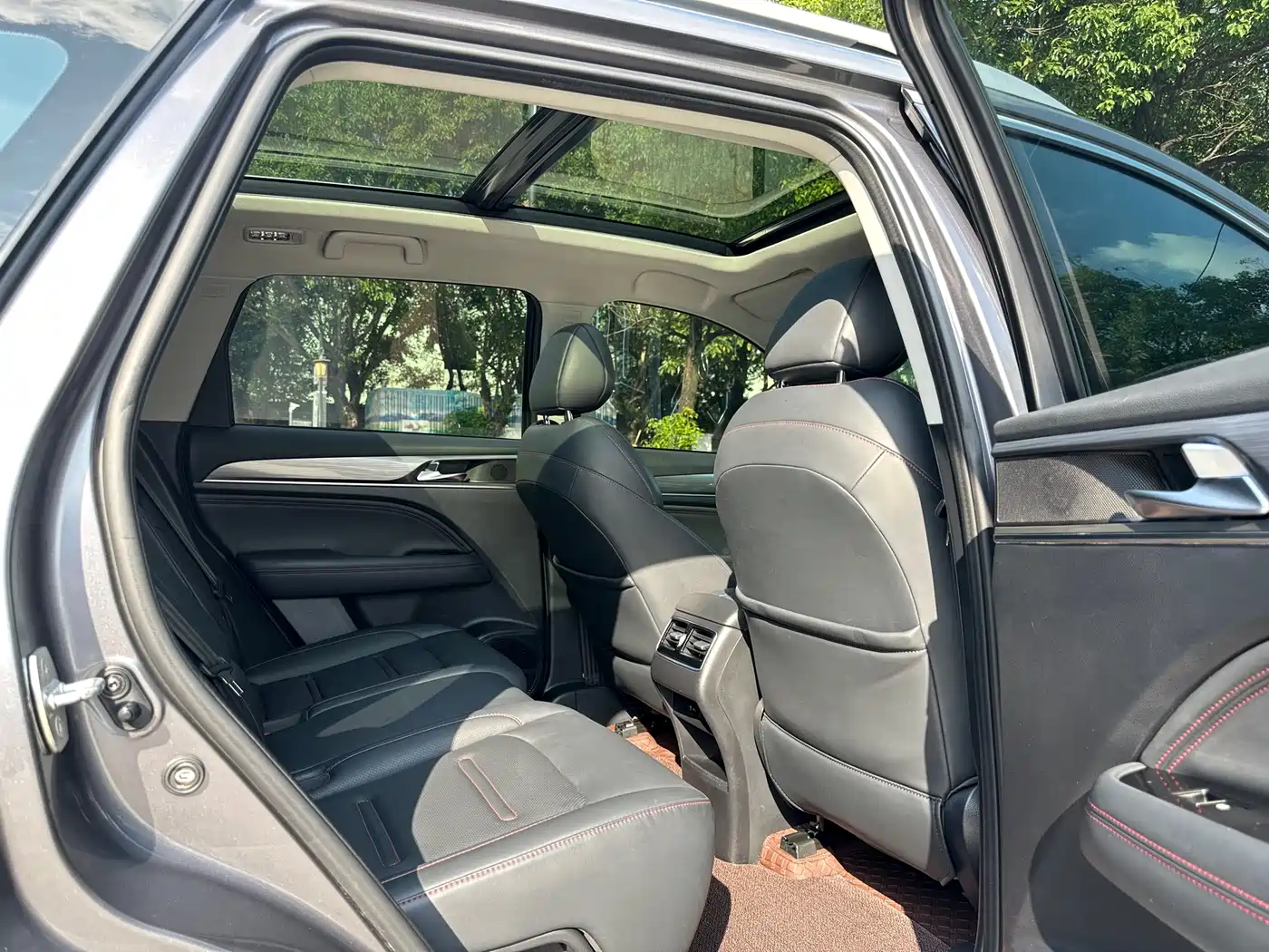 GAC Trumpchi Trumpchi GS4 PLUS 2022 2021 390T Automatic Nebula Edition