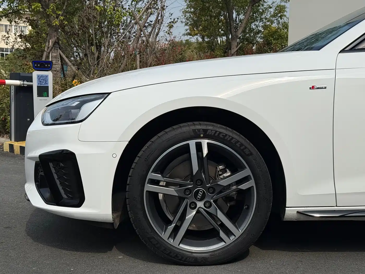 Audi A4L 2022 40 TFSI Luxury Dynamic фото 15