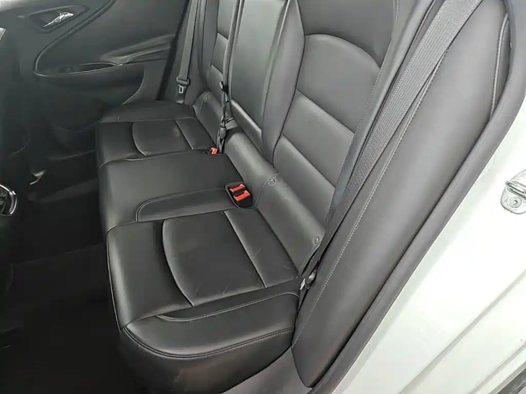 Chevrolet Malibu XL 2017 1.5T Auto Sport Edition фото 17