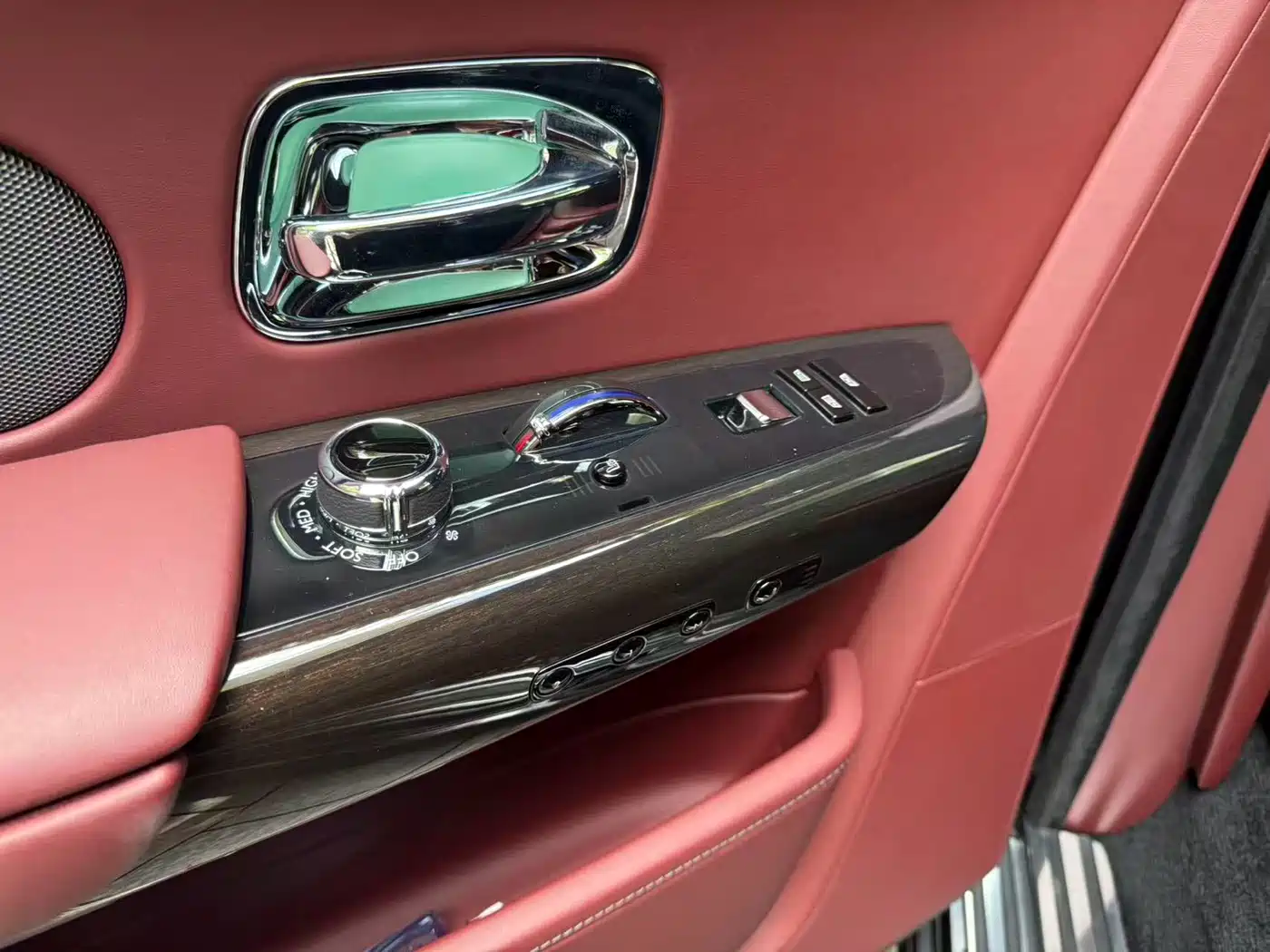 Rolls-Royce Phantom 2020 2018 6.7T Long Wheelbase Version