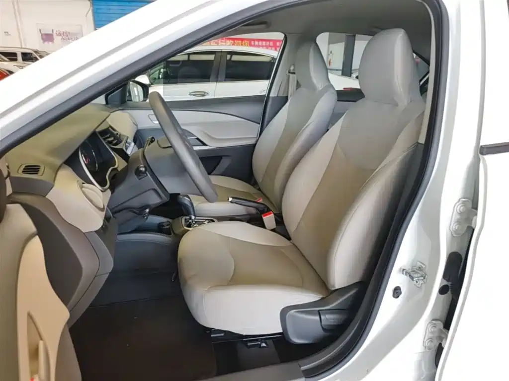 Chevrolet Sail 2018 Sail 3 1.3L AMT Ideal фото 15