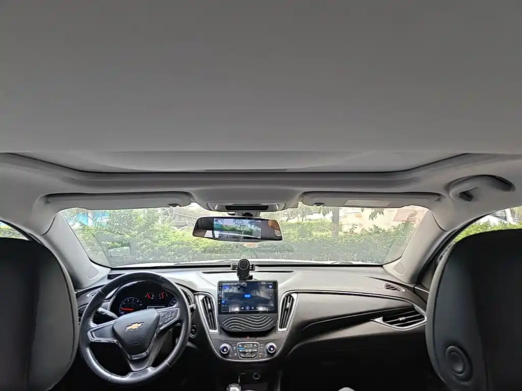 Chevrolet Malibu XL 2017 1.5T Auto Sport Edition фото 18