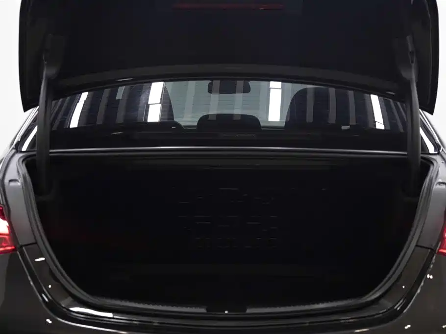 Mercedes-Benz C-Class 2022 C 260 L Sport Edition фото 8
