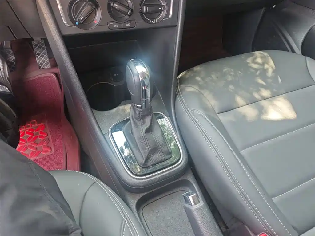 Volkswagen Polo 2018 1.5L Auto Comfort фото 14