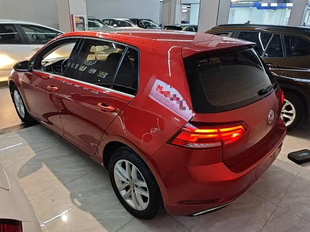 Volkswagen Golf 2018 230TSI Automatic Comfort фото 23