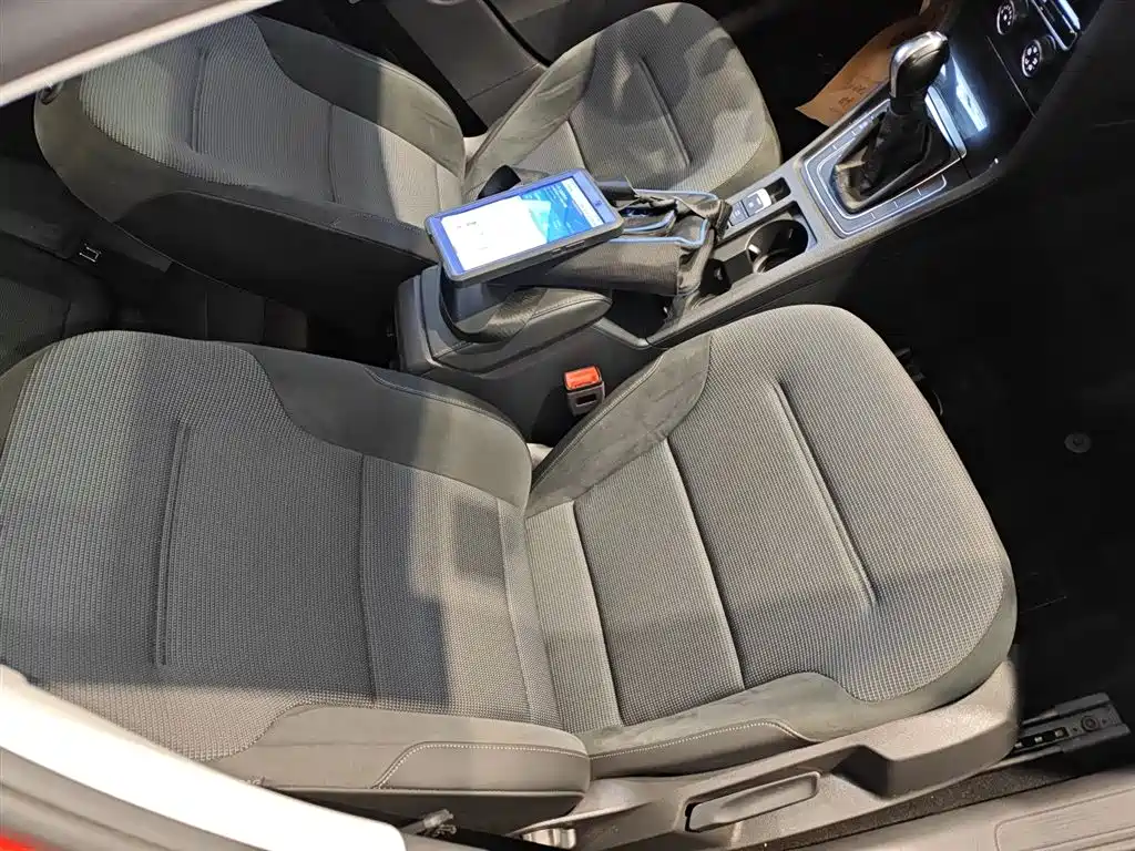 Volkswagen Golf 2018 230TSI Automatic Comfort фото 20