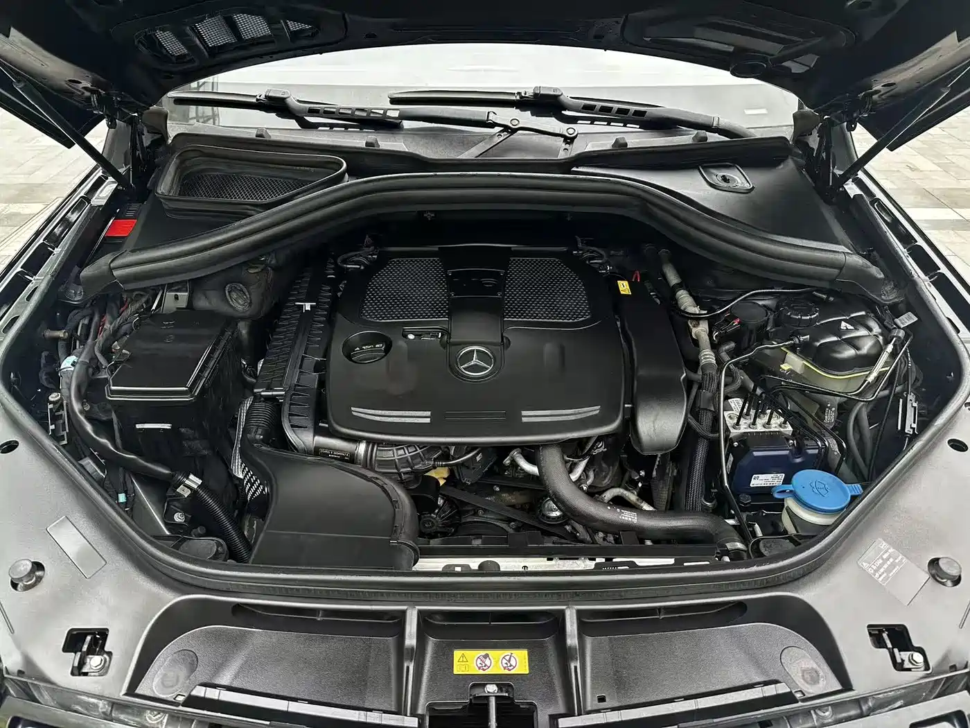Mercedes-Benz M-Class 2012 Model ML 350 Luxury фото 10