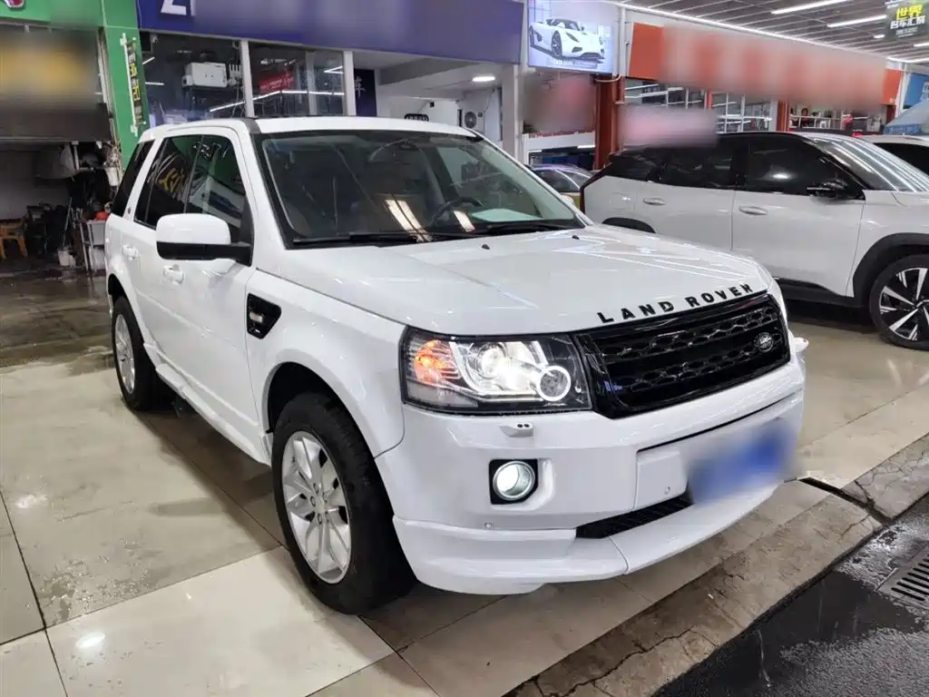 Land Rover Freelander 2 2014 2.0T Si4 HSE Gasoline Edition фото 22