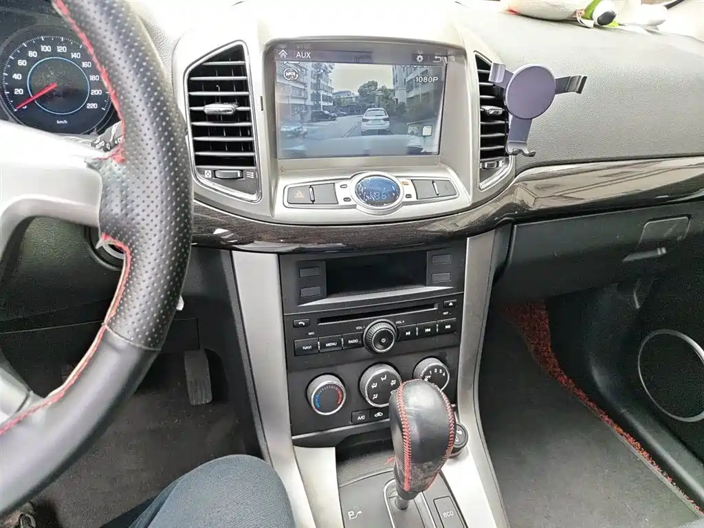 Chevrolet Captiva 2014 2.4L 2WD Urban 7-seater фото 6