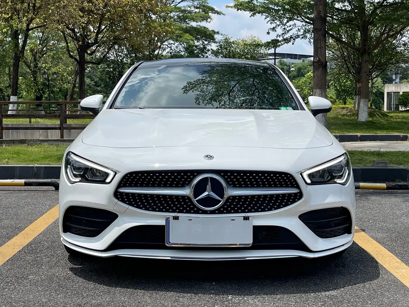 Mercedes-Benz CLA (Import) 2023 CLA 200 фото 2