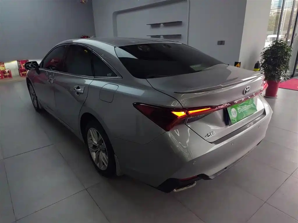 Toyota Avalon 2021 2.5L Luxury Edition фото 23