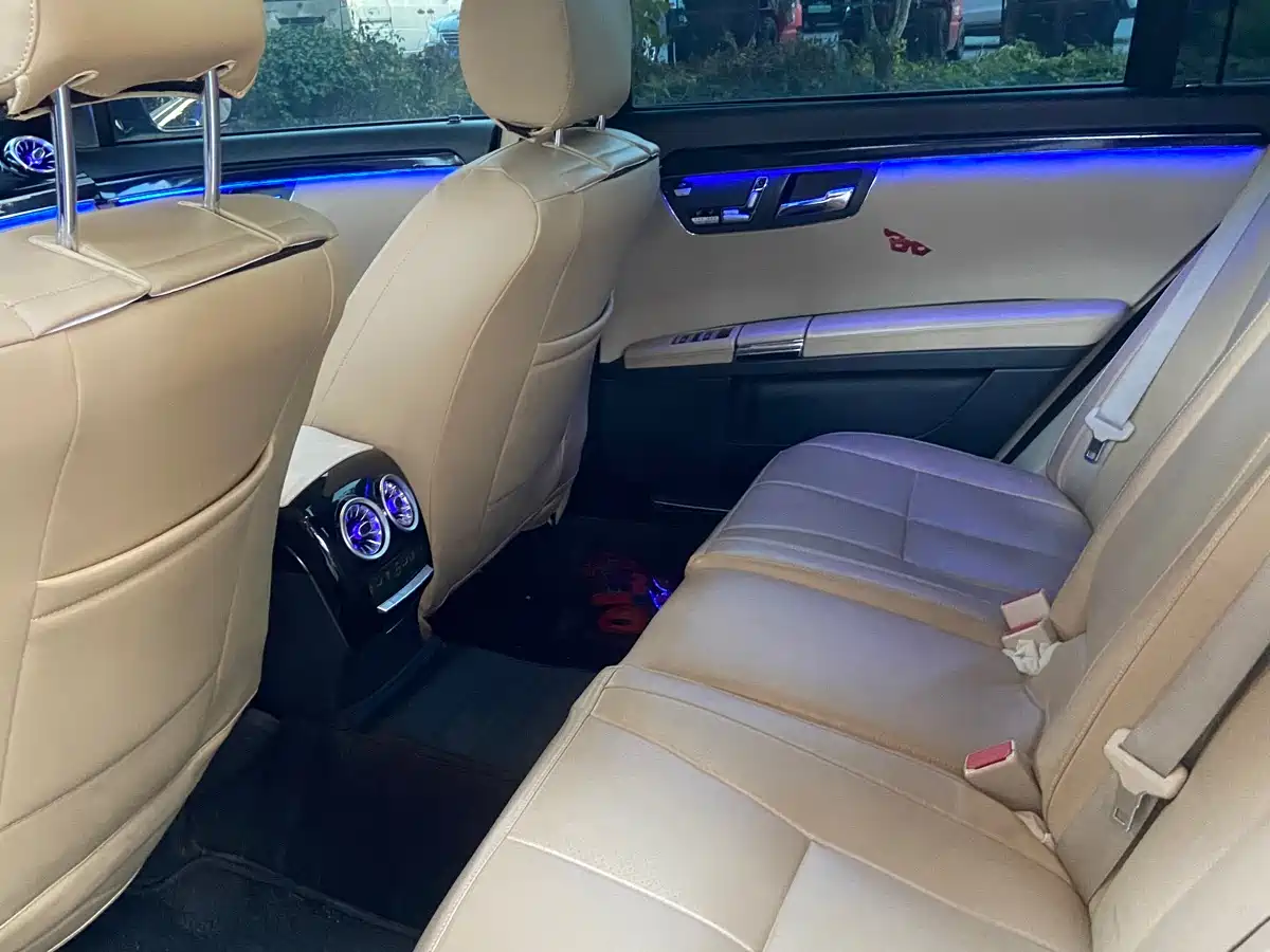 Mercedes-Benz S-Class фото 5
