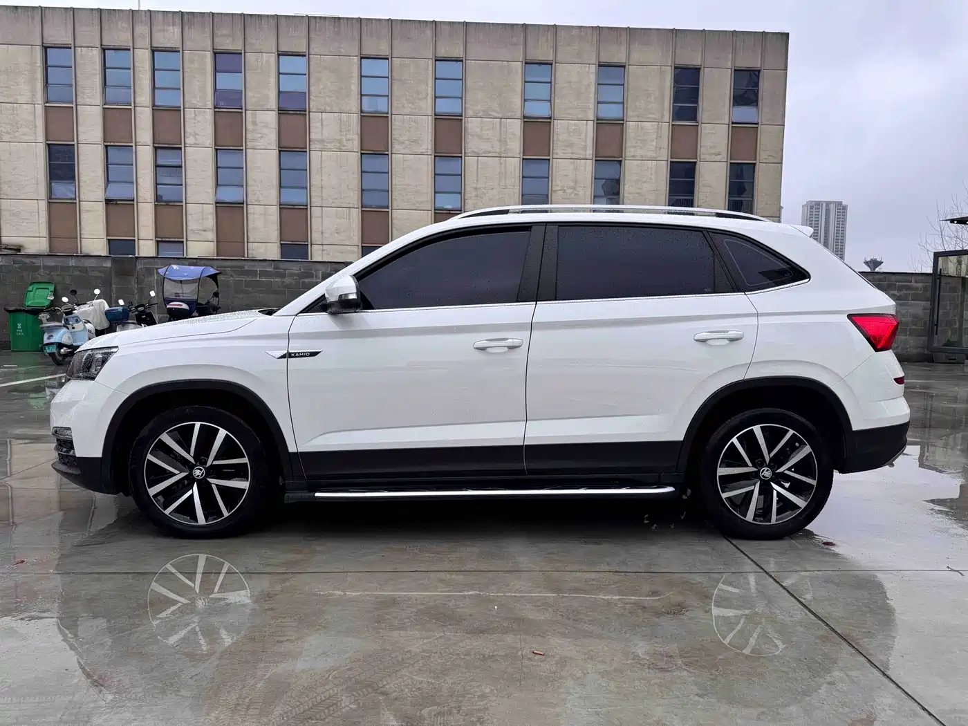 Škoda Kamiq 2022 1.5L Automatic Comfort Edition фото 3