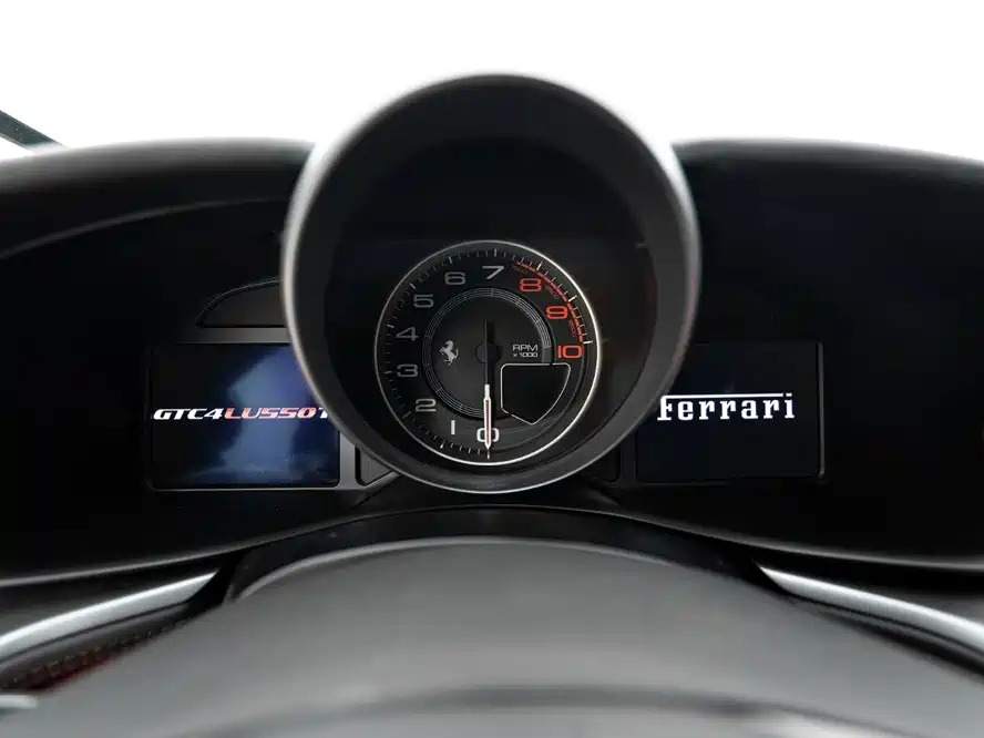 Ferrari GTC4Lusso 2019 2017 3.9T V8
