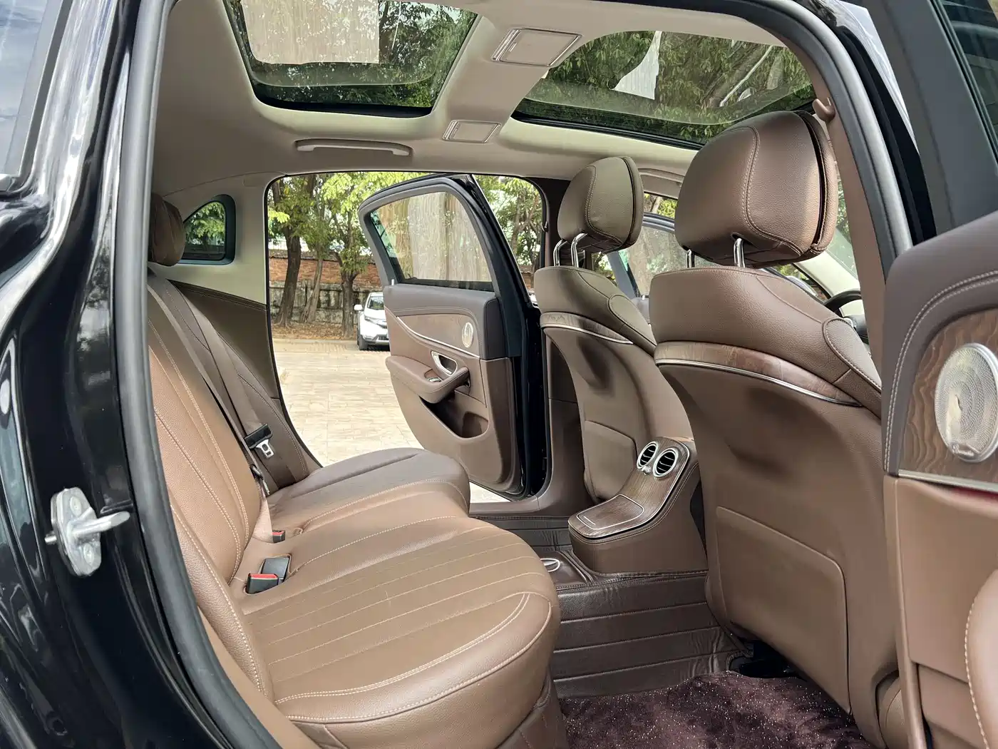 Mercedes-Benz E-Class 2023 Facelift E 300 L Fashion фото 14