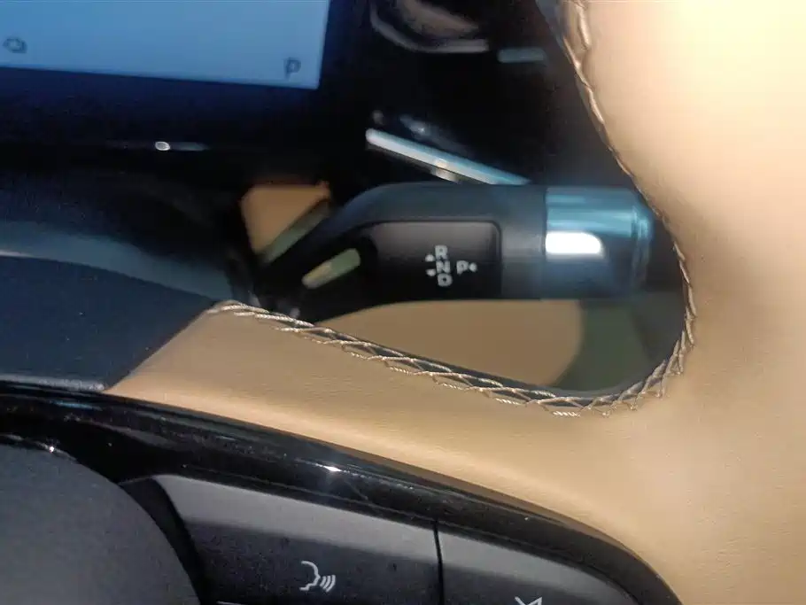 Geely Galaxy Galaxy L6 2023 60km PLUS фото 16