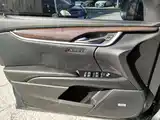 Photo 8 - Cadillac XTS