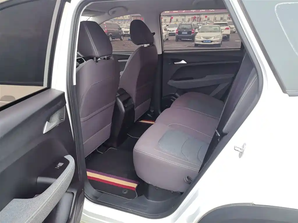 BAOJUN 530