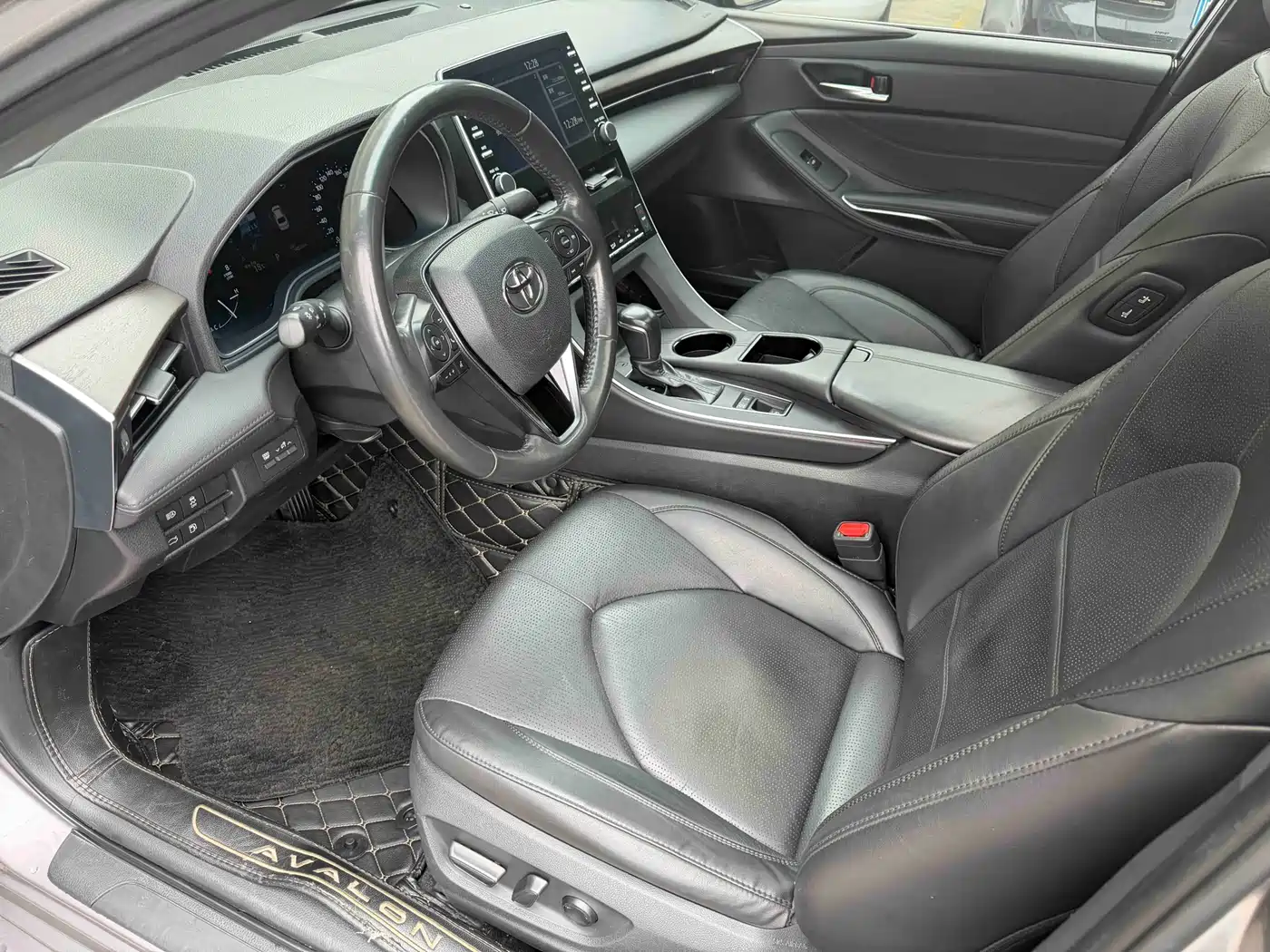 Toyota Avalon 2019 2.0L Luxury Edition (China VI) фото 13