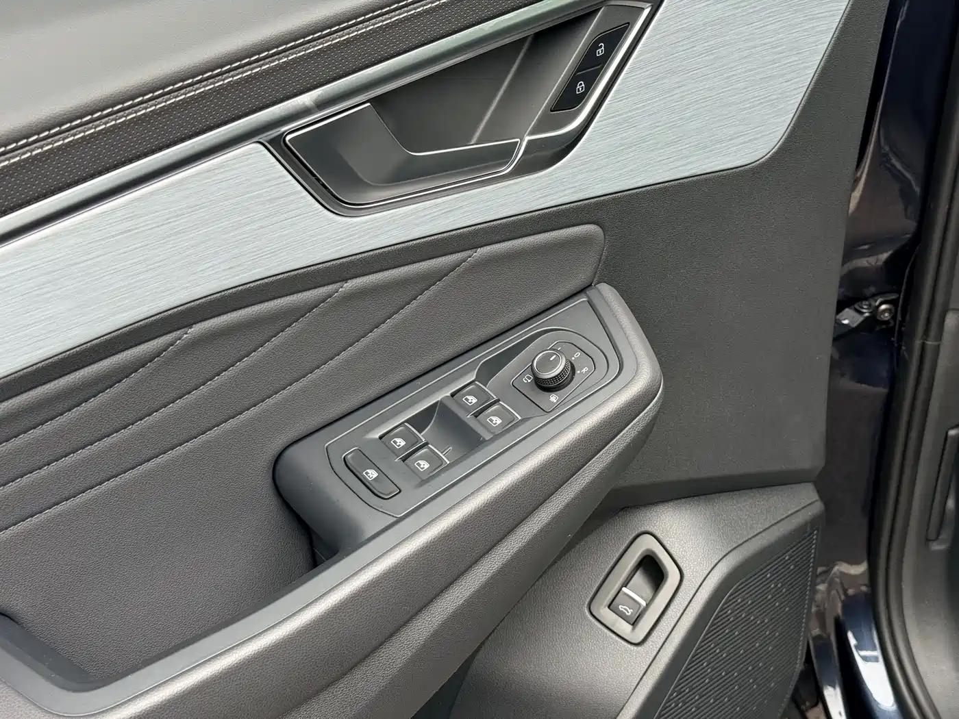Volkswagen Talagon 2022 380TSI 4WD Luxury Premium Pro Edition 6-seater фото 27