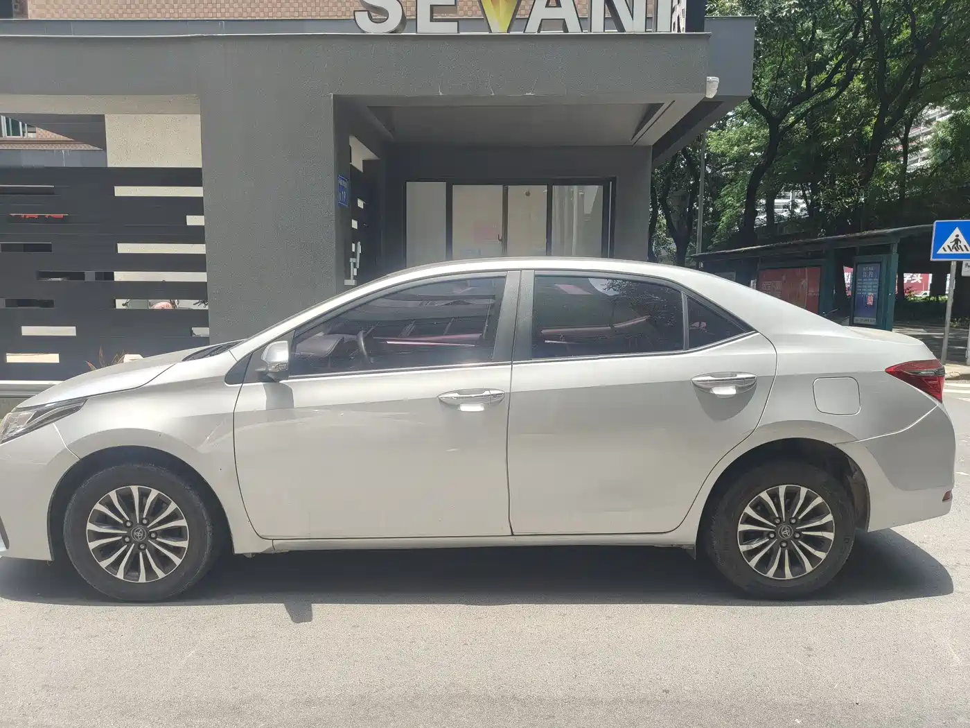Toyota Corolla 2018 1.2T S-CVT GL Smart Edition фото 3