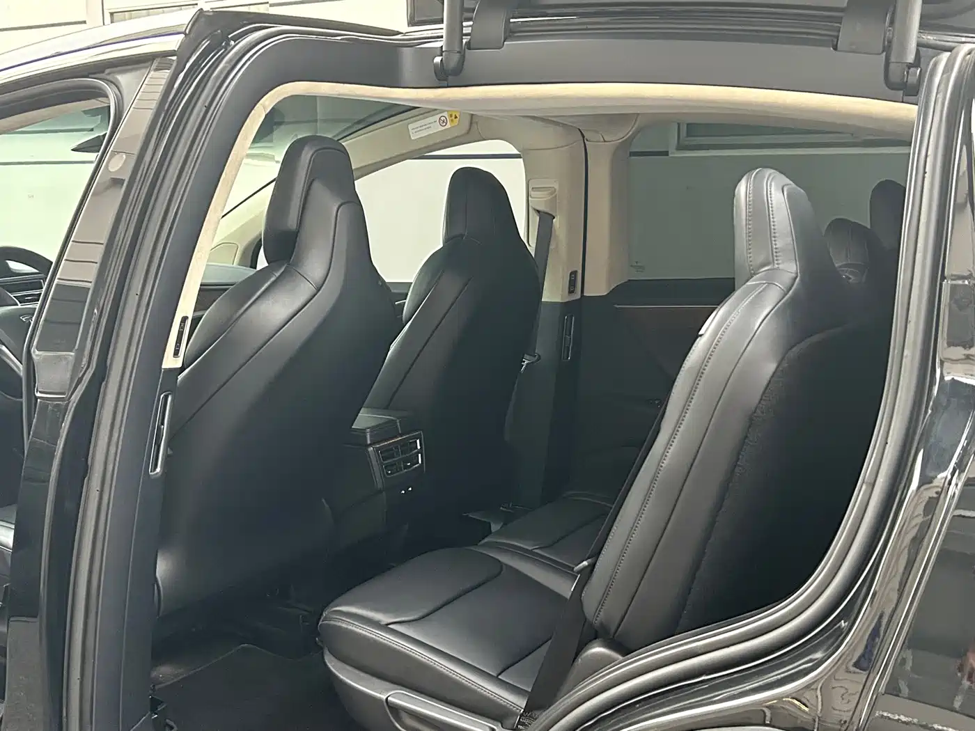  Tesla Model X 2017 Model X 100D Long Range 14